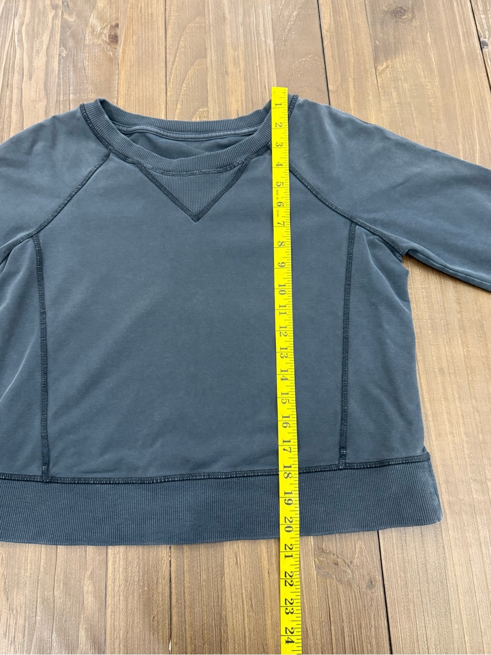Lululemon Loop Back Crew - Picture 3 of 5